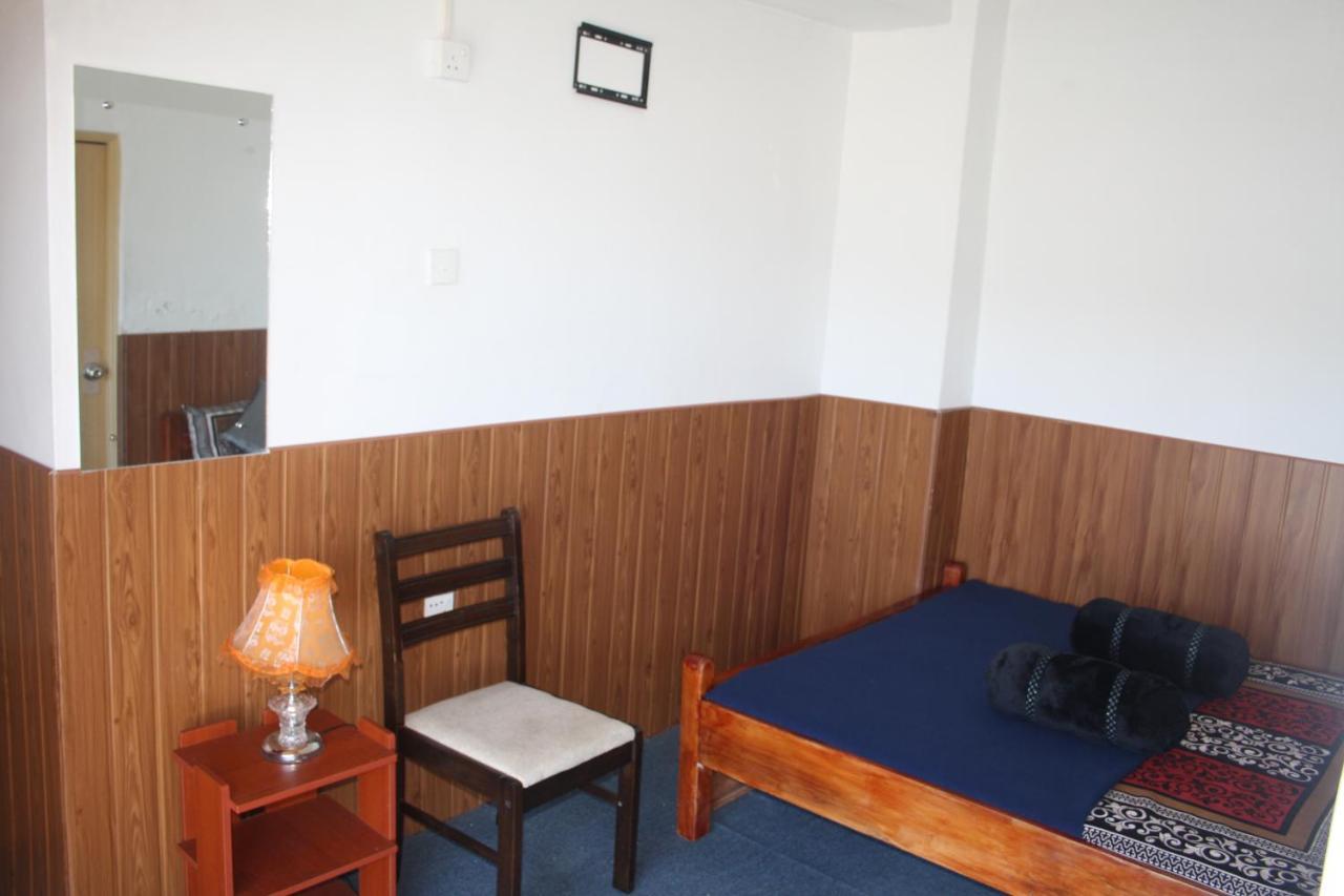 Bezel Bungalow Нувара-Элия Экстерьер фото